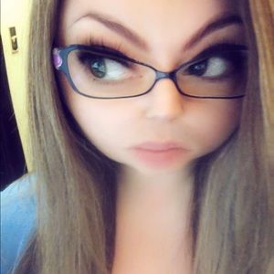 Meet your Posher, Jen